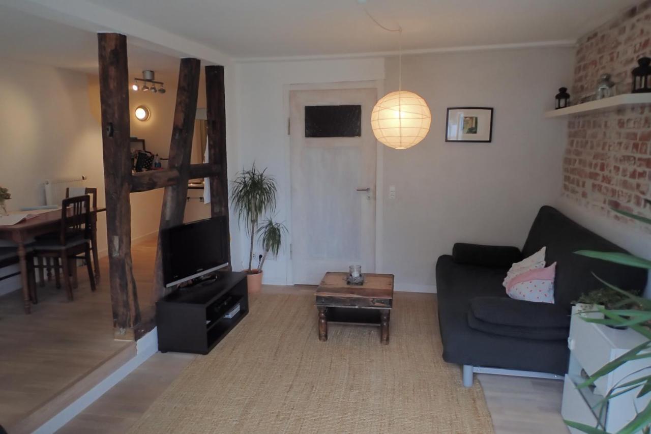 Ferienwohnung Holzmaden Am Platz Buitenkant foto